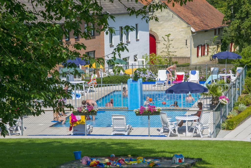 Vakantie Oord Zonnehoeve ファルケンブルフ エクステリア 写真