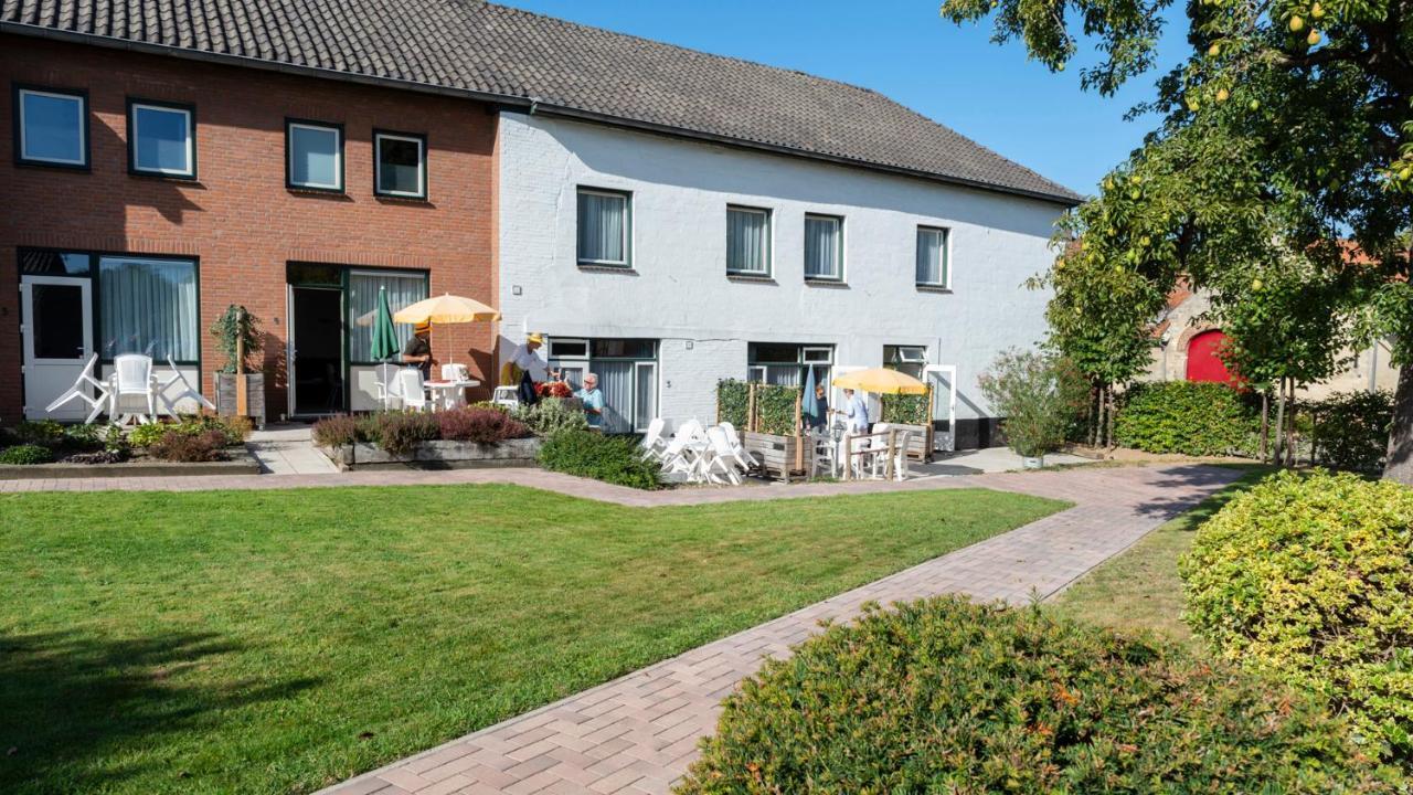 Vakantie Oord Zonnehoeve ファルケンブルフ エクステリア 写真